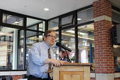 Michael Luciani at podium